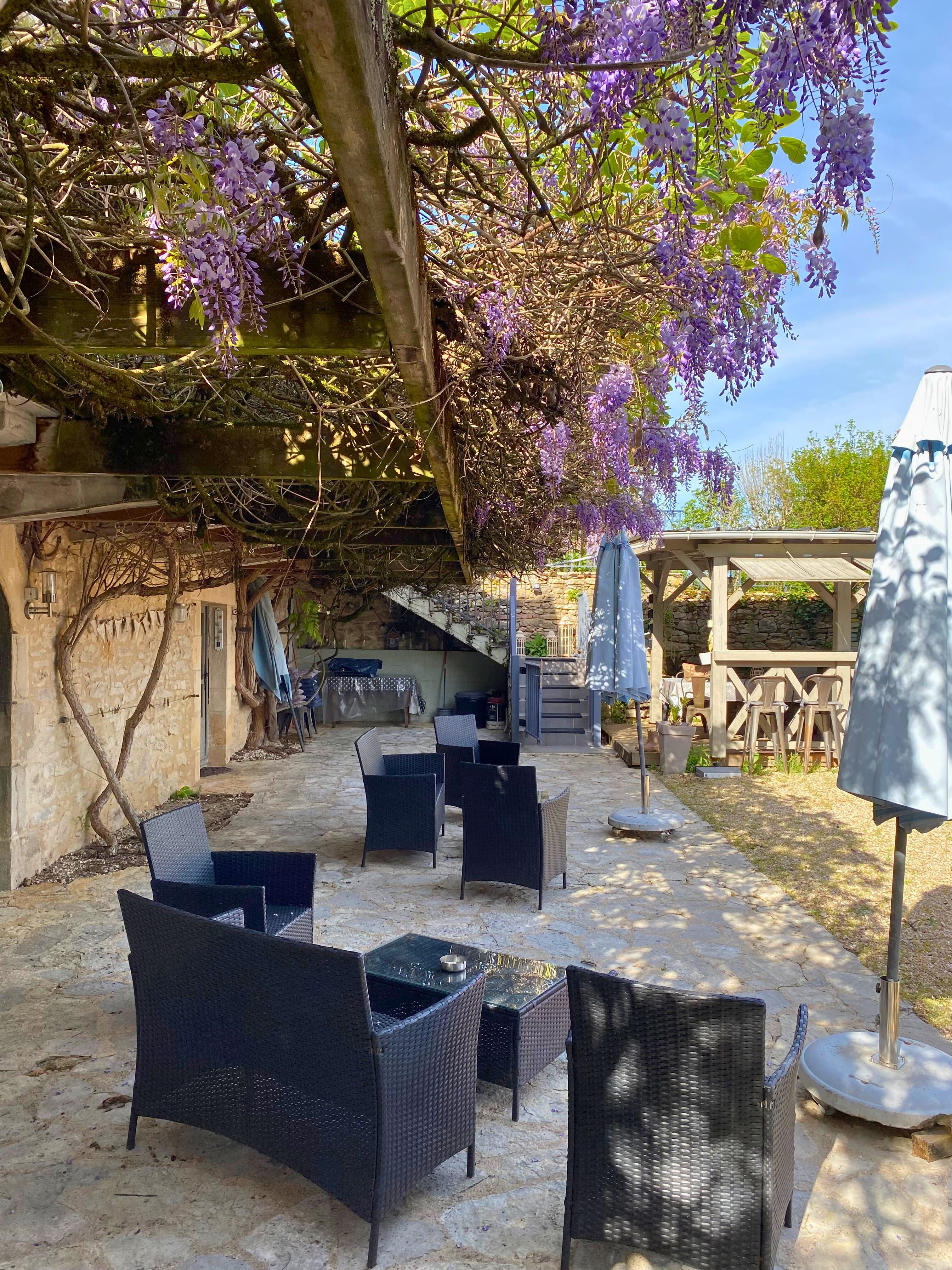 Salon De Jardin