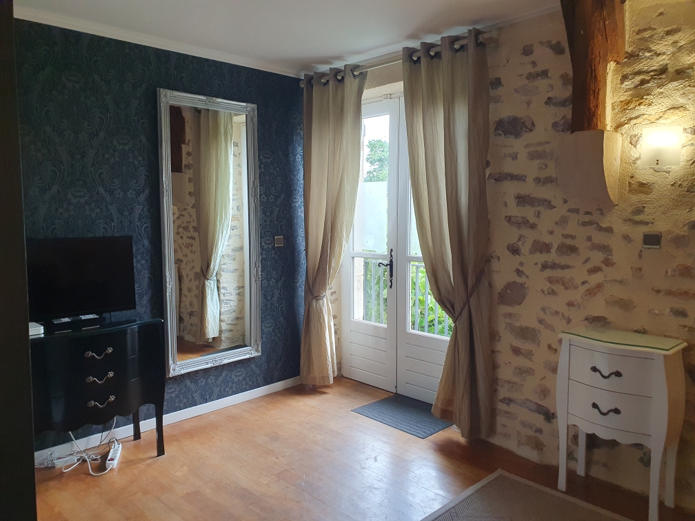 Chambre Belcastel Télévision