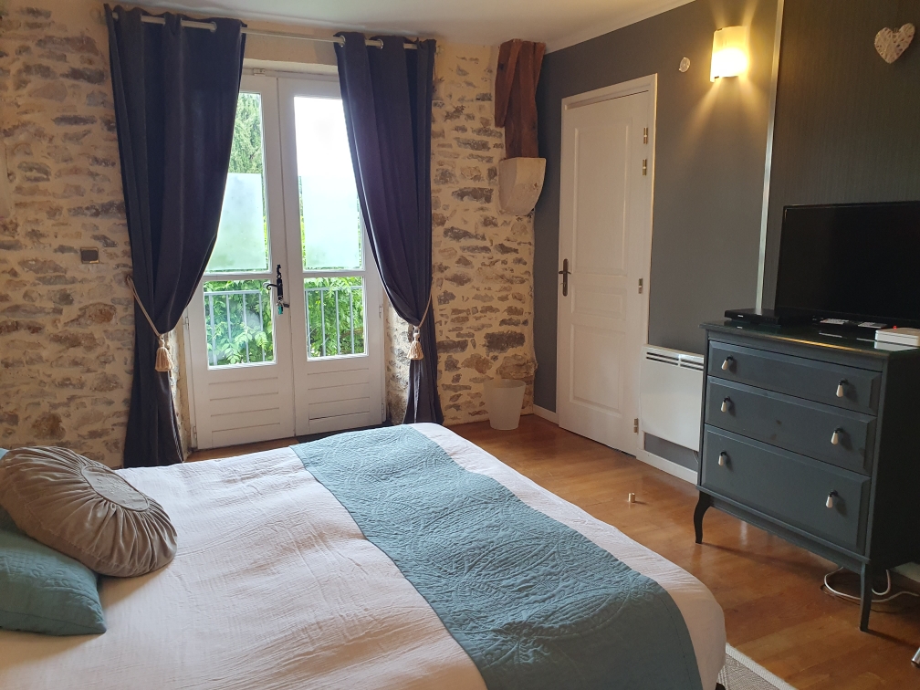 Chambre Lapopie Avec Balcon